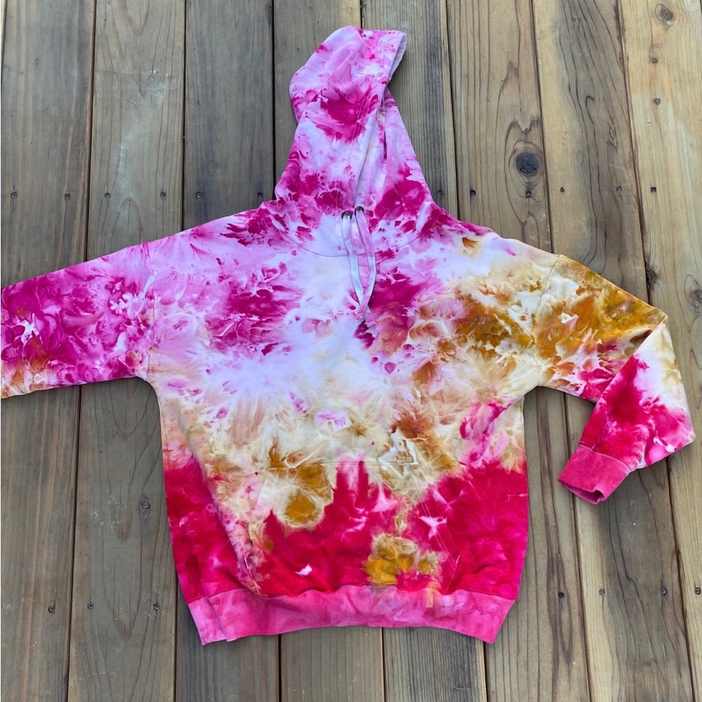 Beautiful ice dye hoodie Large